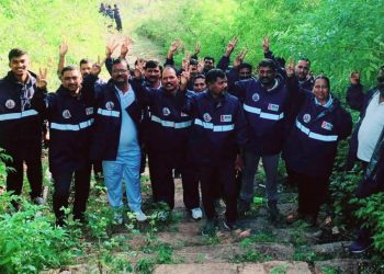 ಮೈಸೂರು ಜಿಲ್ಲಾ ಪೊಲೀಸ್ ಅಧಿಕಾರಿಗಳು ವಾಕಥಾನ್‌ನಲ್ಲಿ ಭಾಗವಹಿಸಿದ್ದರು